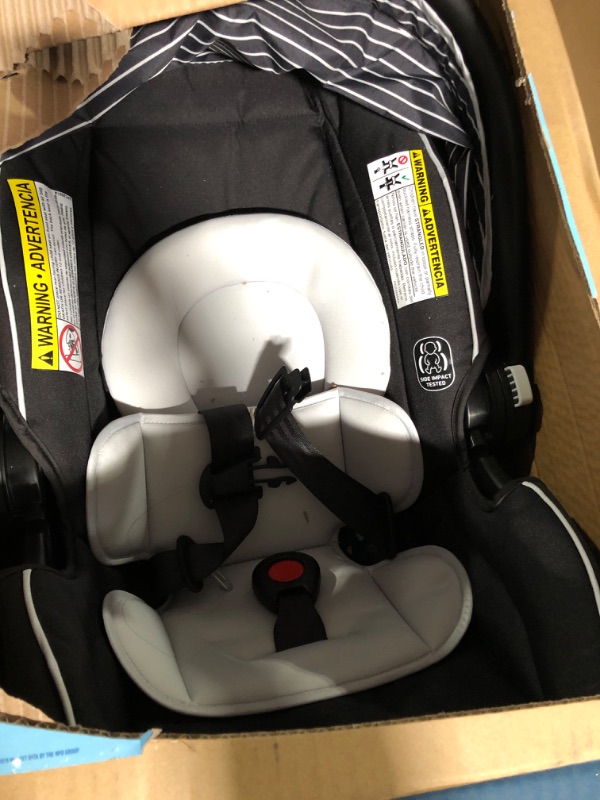 Photo 2 of Graco SnugRide 35 Lite LX Infant Car Seat, Hailey
