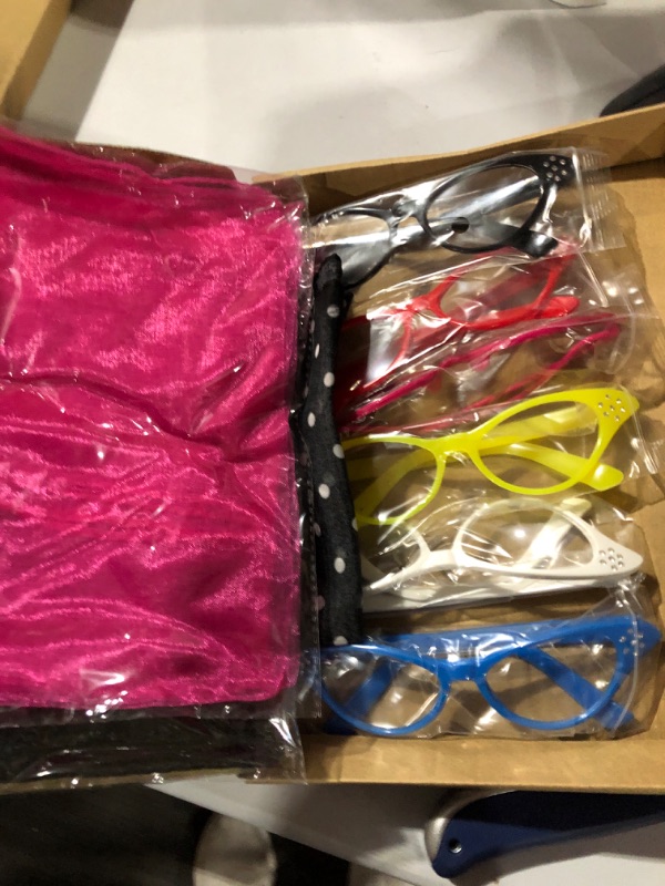 Photo 1 of 6 sets of halloween cat eye glasses 