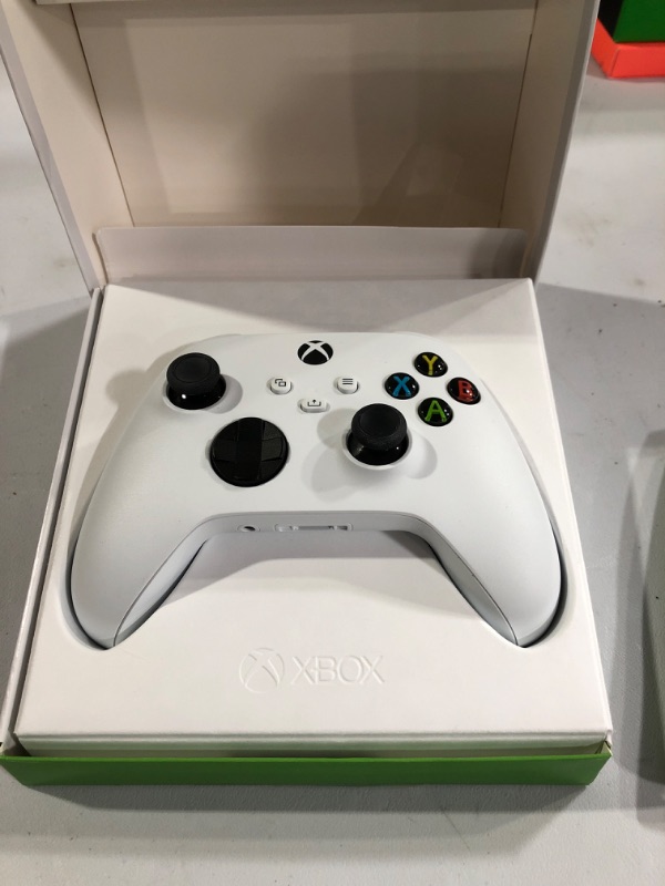 Photo 2 of *NEW* Xbox Series X|S Wireless Controller - Robot White