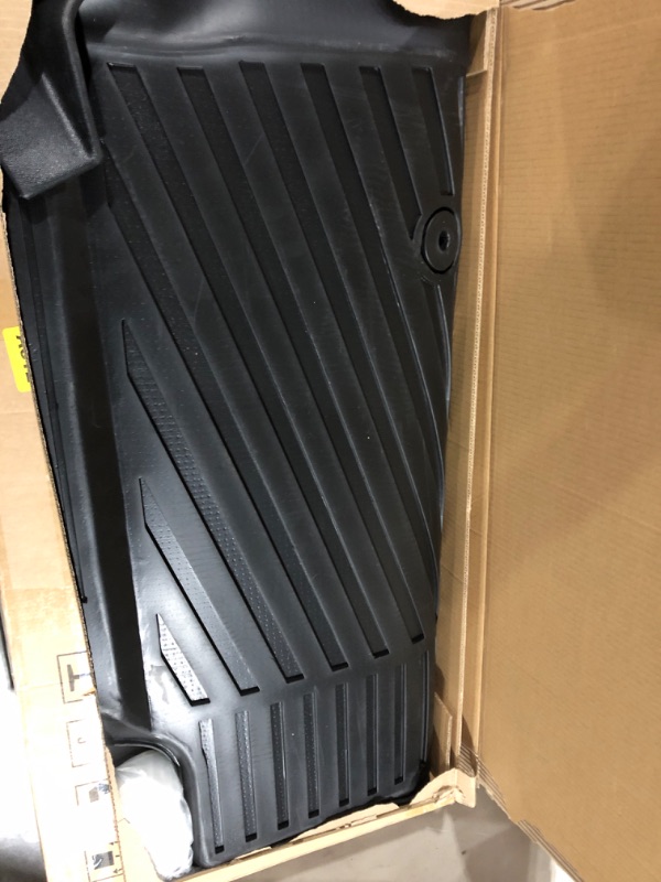 Photo 2 of CROSSHIP Car Floor Mats for 2019-2022 Dodge Ram 2500/3500 New Body Crew Cab 3D Custom Fit