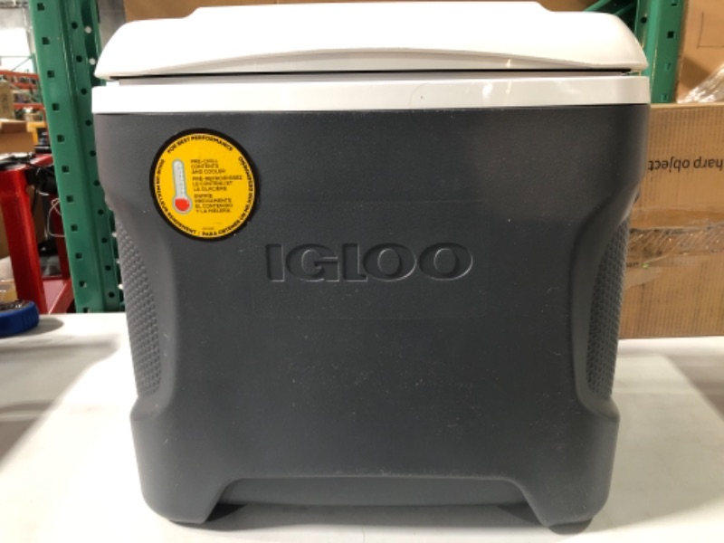 Photo 3 of [USED] Igloo 28 Qt Iceless Thermoelectric Hard Sided Cooler, Silver