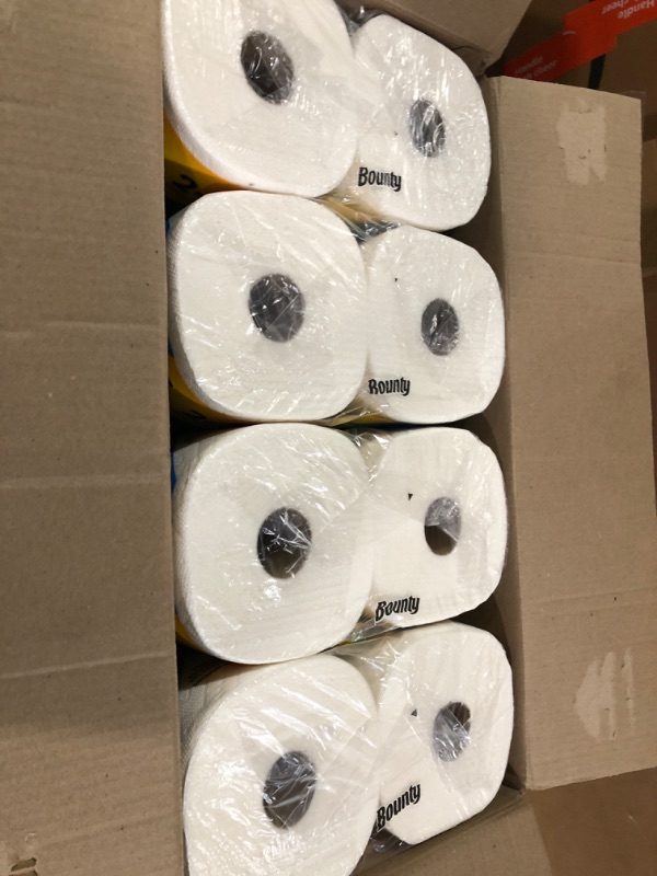 Photo 1 of Bounty Quick Size Paper Towels, White, 4 Packs Of 2 Family Rolls = 8 Family Rolls