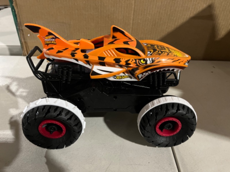 Photo 2 of Hot Wheels Monster Trucks Tiger Shark RC