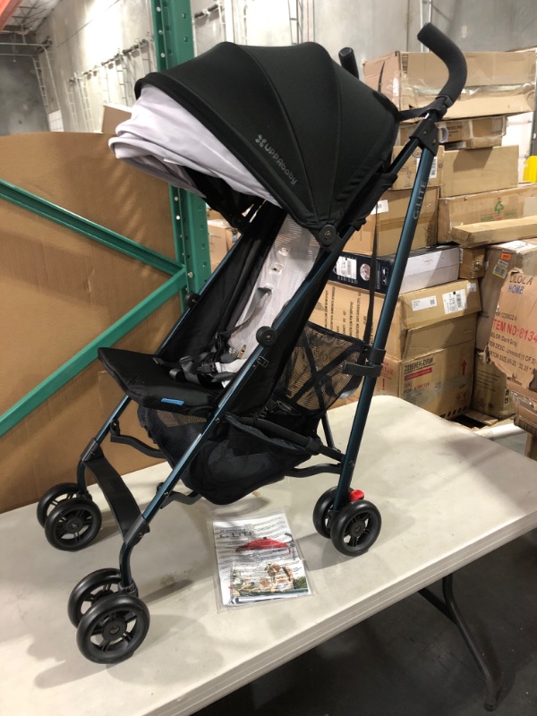 Photo 2 of G-LITE Stroller - Jake (Black/Carbon)