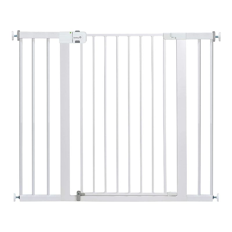 Photo 1 of 
Safety 1st Easy Install. Tall & Wide Gate, Fits Between 29'"And 47" wide and 36 high