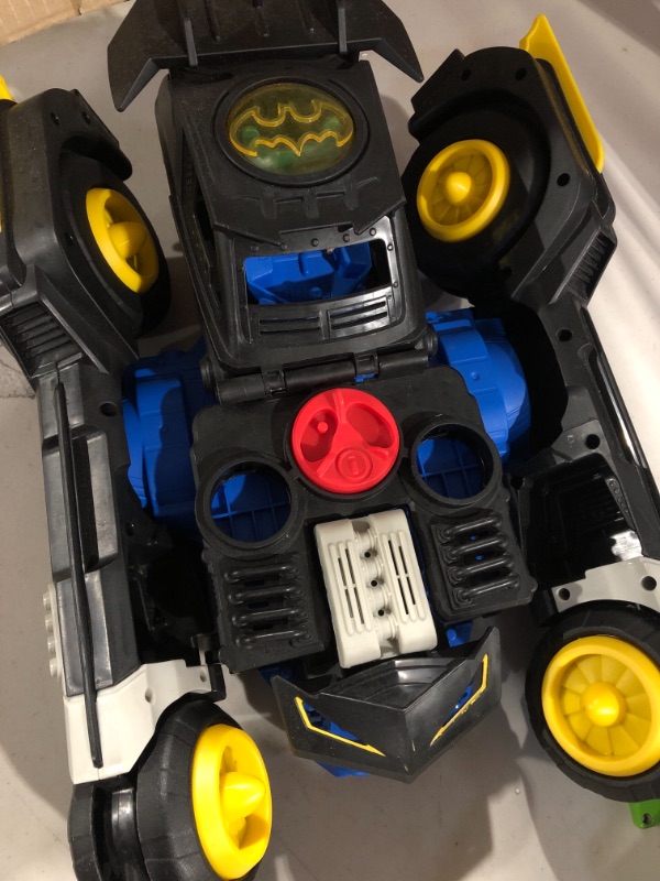 Photo 1 of Fisher-Price Imaginext DC Super Friends Batman and Transforming Batmobile RC Vehicle