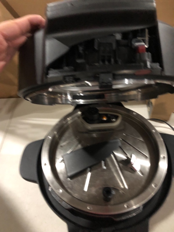 Photo 2 of *PARTS ONLY* Instant Pot 8-Qt. Pro Pressure Cooker