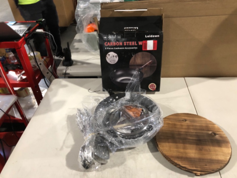 Photo 2 of 12.8"Carbon Steel Wok - 11Pcs Woks and Stir Fry Pans with Wooden Handle and Lid