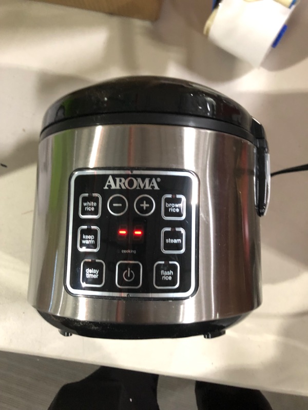 Photo 3 of Aroma Housewares ARC-914SBD Digital Cool-Touch Rice Grain Cooker and Food Steamer, Stainless, Silver, 4-Cup (Uncooked) / 8-Cup (Cooked) Basic