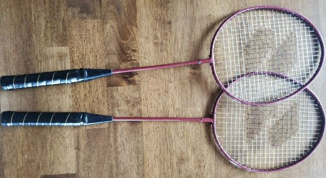 Photo 1 of Badminton Racket