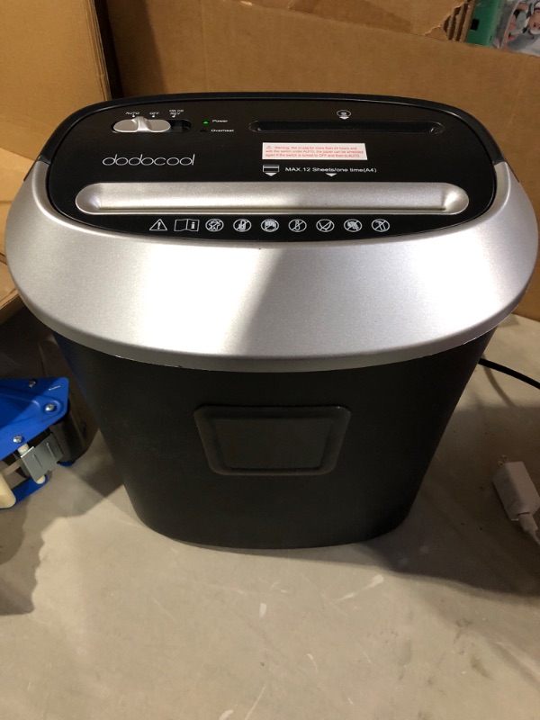 Photo 2 of  Cross-Cut Paper and Credit Card Home Office Shredder 