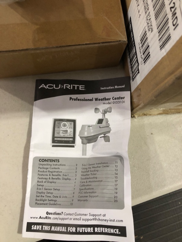 Photo 2 of AcuRite Iris (5-in-1) Indoor/Outdoor Wireless Weather Station for Indoor and Outdoor Temperature and Humidity, Wind Speed and Direction, and Rainfall with Digital Display (01512M) Color Display