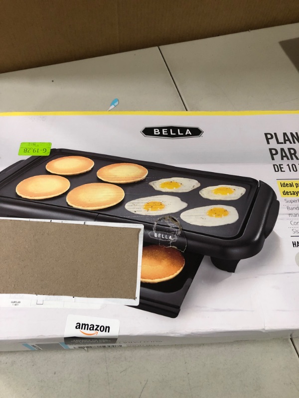 Photo 2 of Bella 10.5" x 18.5" Electric Griddle with Warming Tray