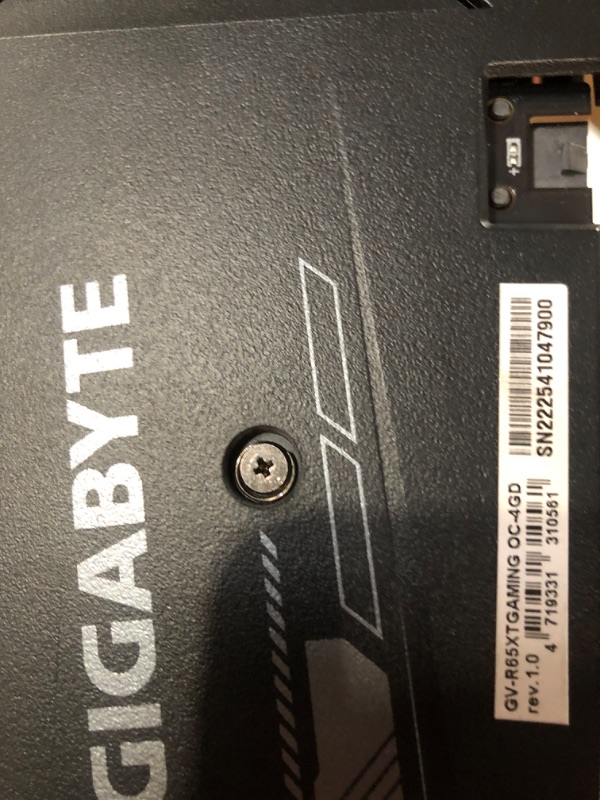 Photo 4 of Gigabyte Radeon RX 6500 XT Gaming OC 4G Graphics Card