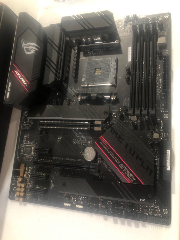 Photo 2 of Asus ROG Strix B550-F Gaming WiFi II AMD AM4 (3rd Gen Ryzen) ATX Gaming Motherboard (PCIe 4.0,WiFi 6E, 2.5Gb LAN, BIOS Flashback, HDMI 2.1, Addressable Gen 2 RGB Header and Aura Sync) B550-F Gaming WiFi II (V2)