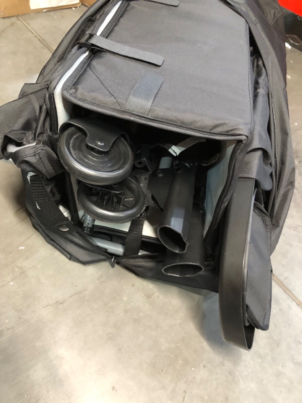 Photo 3 of [USED] Graco SnugRide SnugLock 35 LX Featuring TrueShield Technology, Ion Black