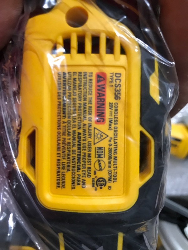 Photo 15 of **BRAND NEW** DEWALT 20V MAX Power Tool Combo Kit, 10-Tool Cordless Power Tool Set with 2 Batteries and Charger (DCK1020D2) 10-Tool Combo Kit Only