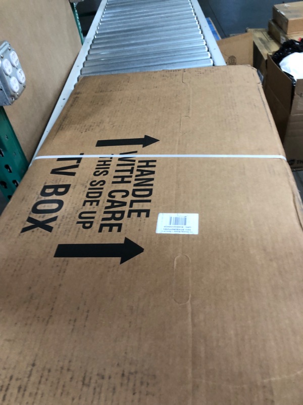 Photo 1 of uBoxes TV Moving Box Fits Up To 70" Adjustable Box TV Moving Box - 1 Pack