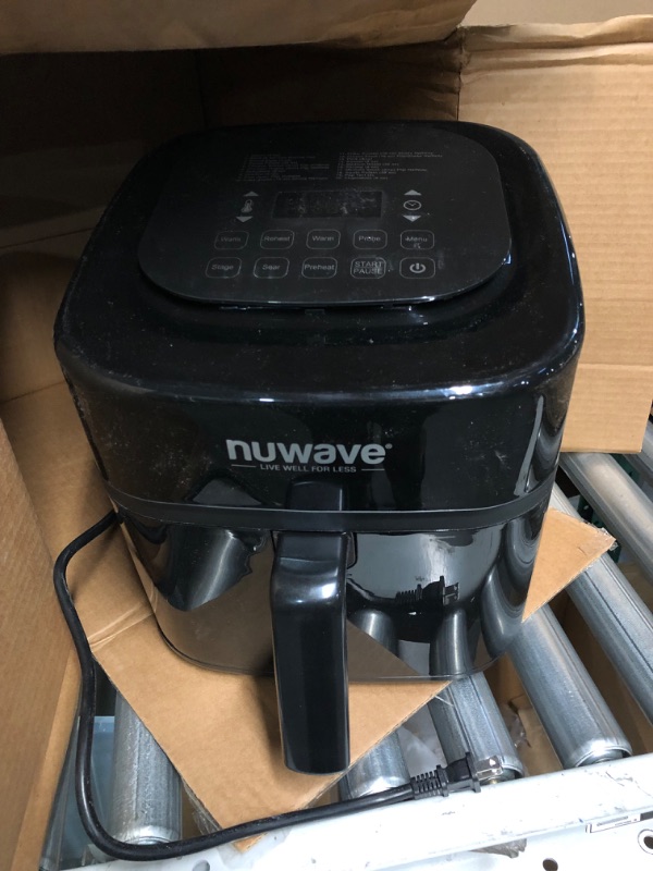 Photo 2 of **DIRTY**Nuwave Brio 7-in-1 Air Fryer Oven