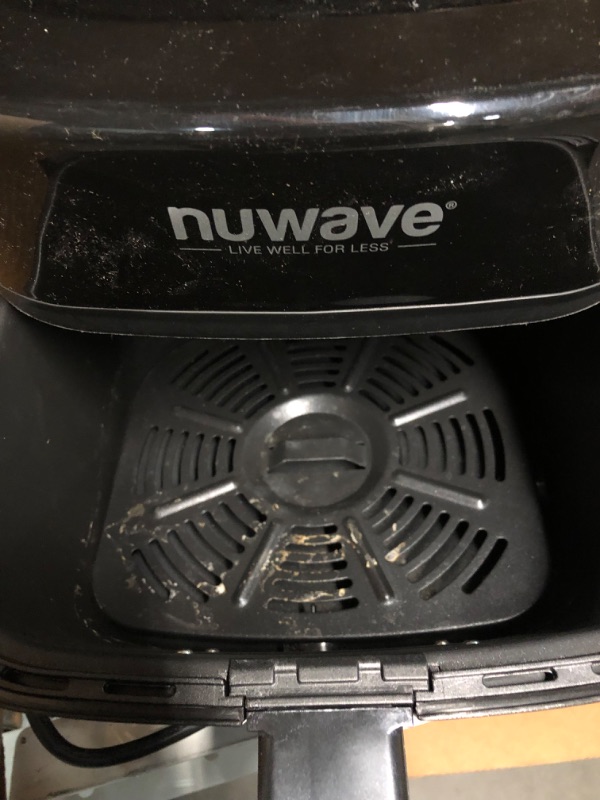 Photo 3 of **DIRTY**Nuwave Brio 7-in-1 Air Fryer Oven