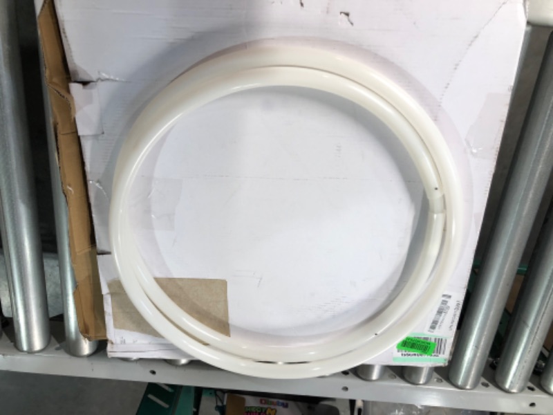 Photo 2 of [USED] willway 32 inch Light Up LED Hoop