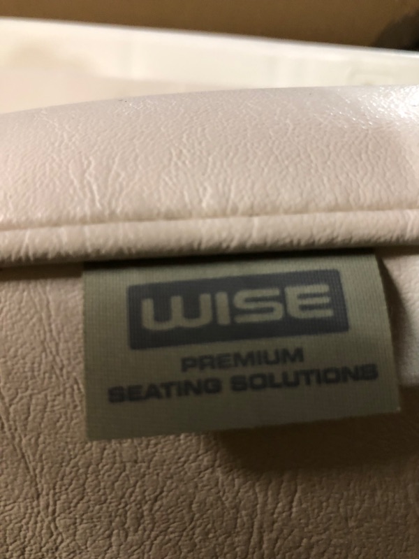 Photo 4 of [USED] Wise 8WD707P-1-924 Deluxe Lounge Seat (White/Navy)