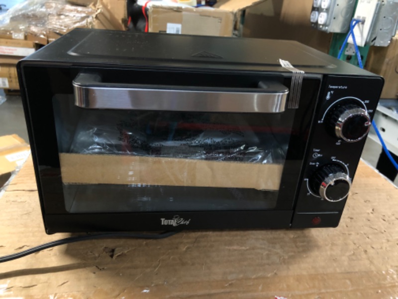 Photo 2 of **USED BUT APPEARS NEW** Total Chef 4-Slice Toaster Oven  (1,000 Watts)