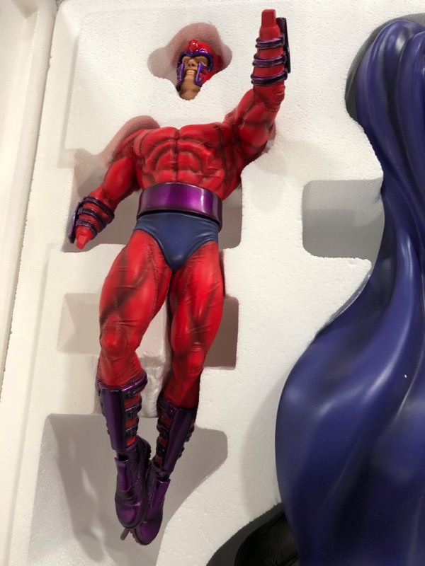 Photo 4 of (READ NOTES) Kotobukiya Marvel Universe: X-Men: Magneto Fine Art Statue, Multicolor