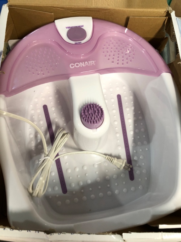 Photo 2 of Conair Soothing Pedicure Foot Spa Bath