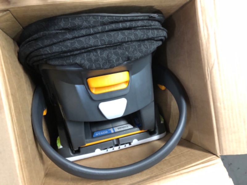 Photo 2 of Chicco Fit2 Infant and Toddler Car Seat- Cienna