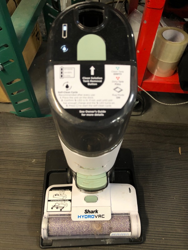 Photo 2 of **SEE NOTES** Shark AW201 HydroVac Cordless Pro XL 3-in-1 Vacuum/Mop/Self-Cleaning System 