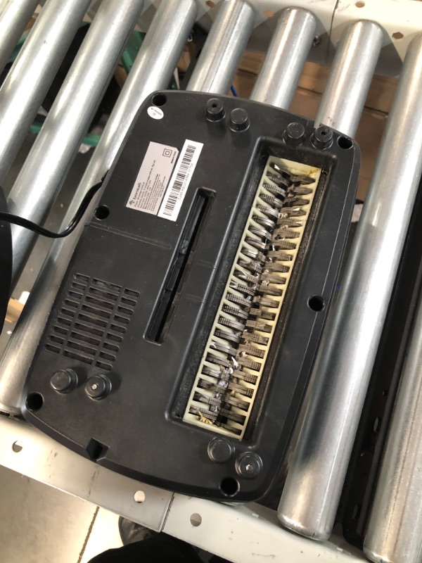 Photo 1 of ** PARTS ONLY ** Bonsaii 12 Sheet Cross Cut C243-A Paper Shredder for Home Office Use & 24 Pack Lubricant Sheets - UNABLE TO TEST