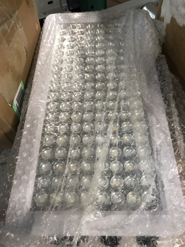 Photo 1 of **SEE NOTES**
WZDRAGON 2023 Upgraded 2000W LED Grow Lights Double Chips Full Spectrum for White - 1200 w