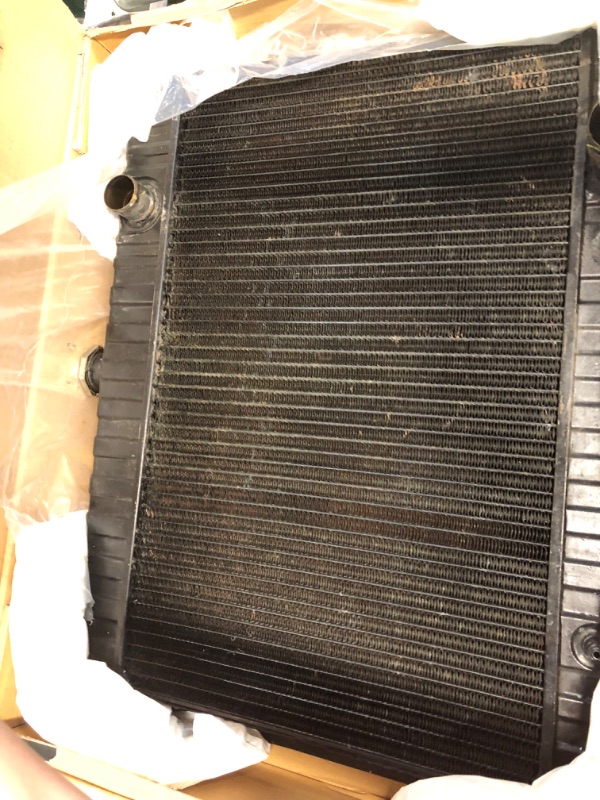 Photo 4 of [USED] RadySpeed 3 Row Aluminum Radiator for 1959-1965 Chevy Impala/Bel Air/Chevelle/El Camino