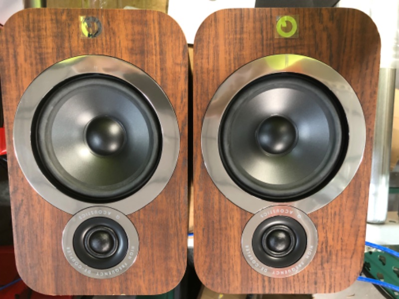 Photo 3 of Q Acoustics 3020i Bookshelf Speakers Pair in English Walnut