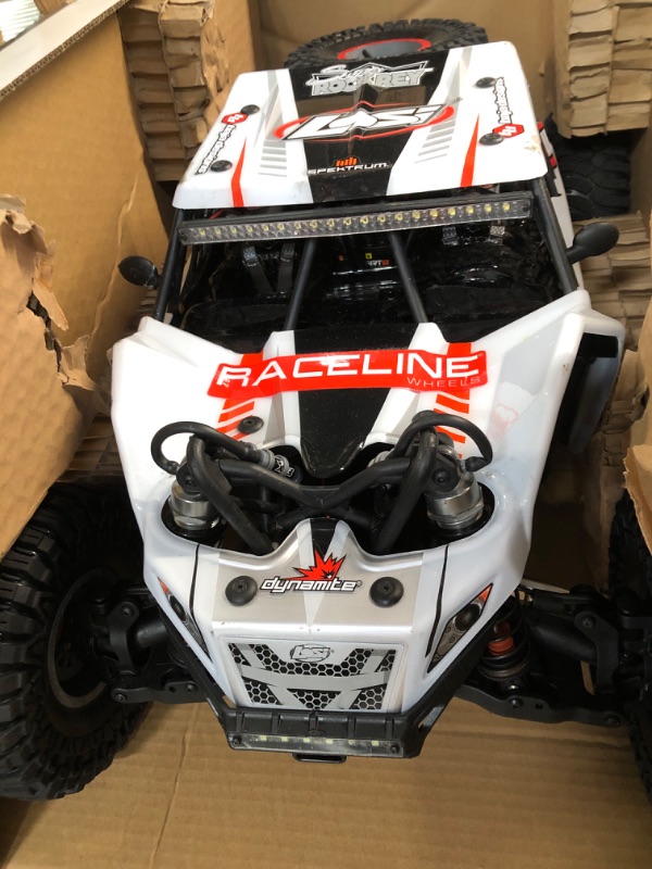 Photo 3 of Used*** Losi RC Truck 1/6 Super Rock Rey V2 4 Wheel Drive Brushless Rock Racer RTR White, Charger not included