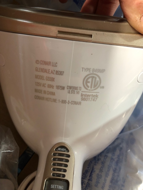 Photo 3 of [USED] Conair Handheld Garment Steamer