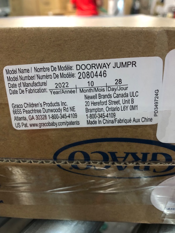 Photo 1 of Graco Doorway Bumper Jumper, Caravan ?17.5 x 17 x 80.5 inches
