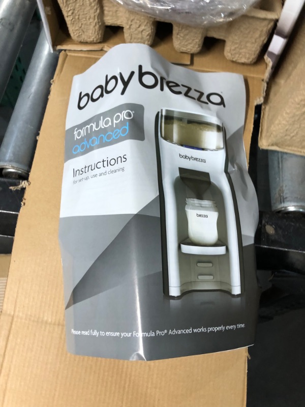 Photo 4 of *USED/ SEE NOTES** Baby Brezza Formula Pro Advanced Formula Dispenser Machine - Easily Make Bottle with Automatic Powder Blending