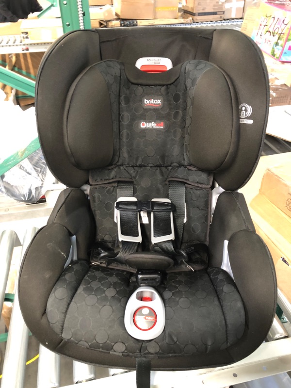 Photo 2 of Britax Boulevard ClickTight Convertible Car Seat