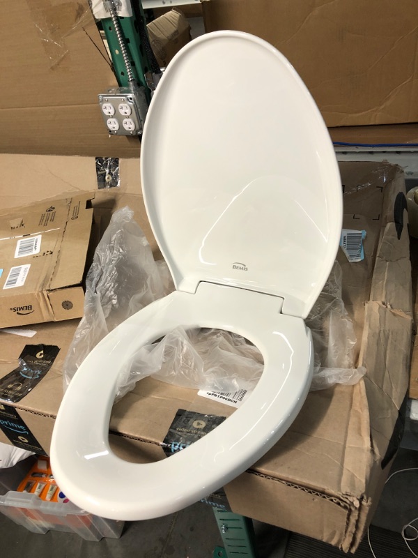 Photo 2 of **USED**MISSING HARDWARE**BEMIS 1200E4 000 Affinity Toilet Seat will Slow Close, Never 