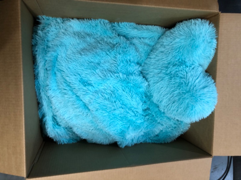 Photo 2 of [USED] Uhamho Faux Fur Velvet Fluffy Bedding Duvet Cover Set - Aqua