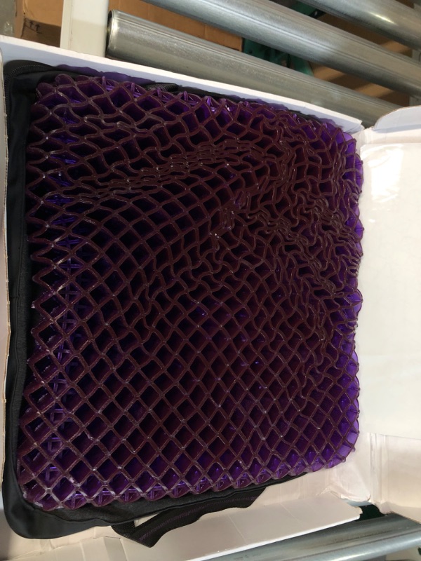 Photo 2 of [USED] Purple Royal Seat Cushion -
