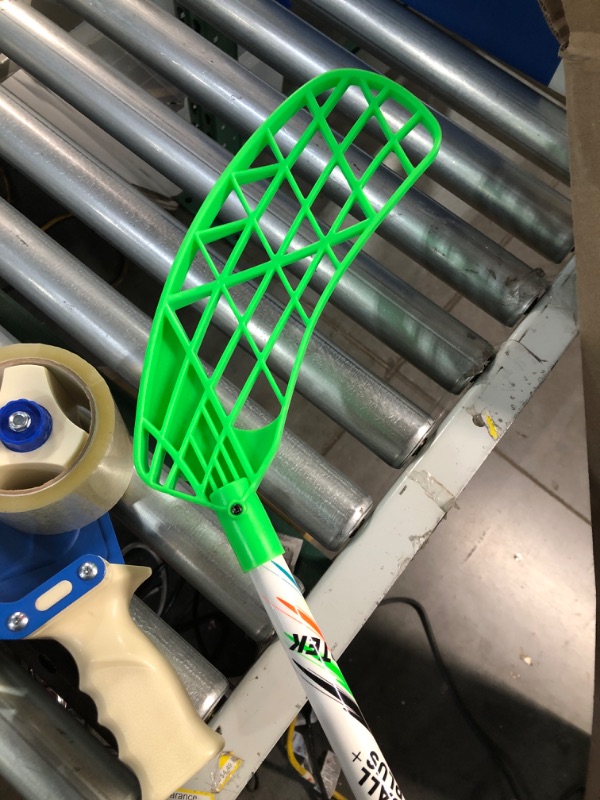 Photo 2 of ACCUFLI Floorball Sticks AirTek A70 Green-Right Handed