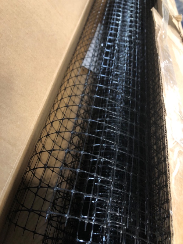 Photo 2 of *USED* *FOR PARTS* Tenax 60041989 Multi-Purpose Net, 3' x 50', Black 3' x 50' Multi-Purpose Net