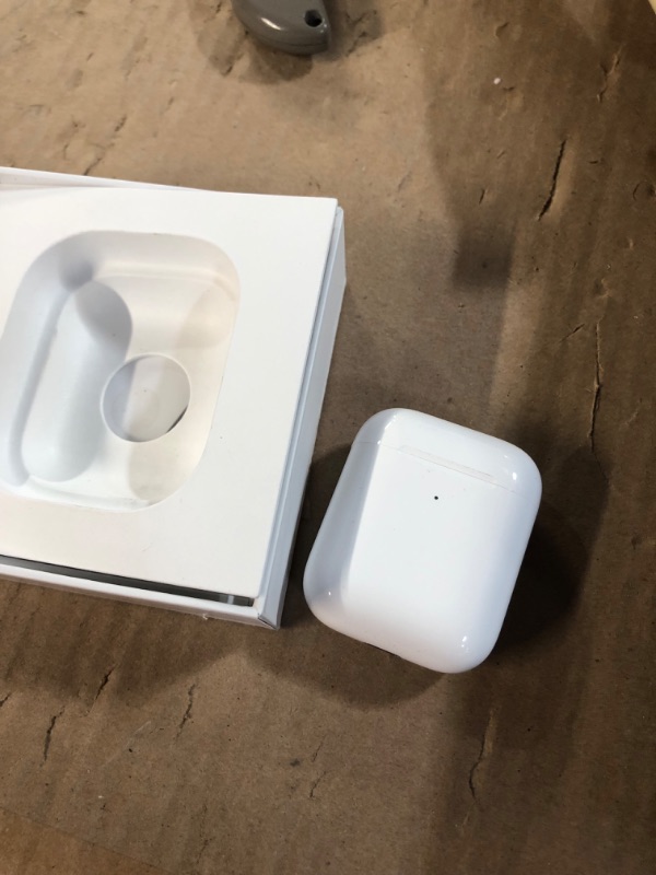 Photo 5 of Apple AirPods with Wireless Charging Case