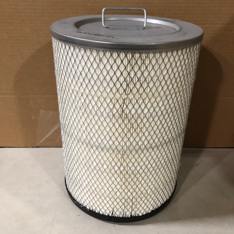 Photo 2 of Wix Radial Seal Air Filter - 46433