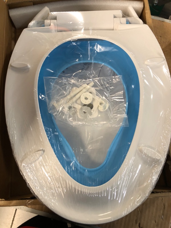 Photo 3 of *NEW* YASFEL Toilet Seat with Toddler Toilet Seat 