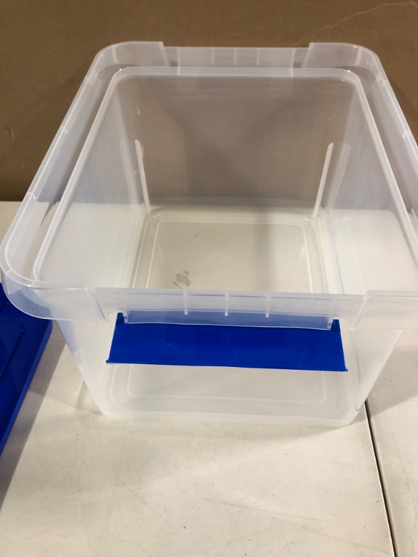 Photo 1 of Bankers Box Heavy Duty Plastic File Storage Box with Hanging Rails, Letter/Legal, 1 Pack * BROKEN LID LATCH*