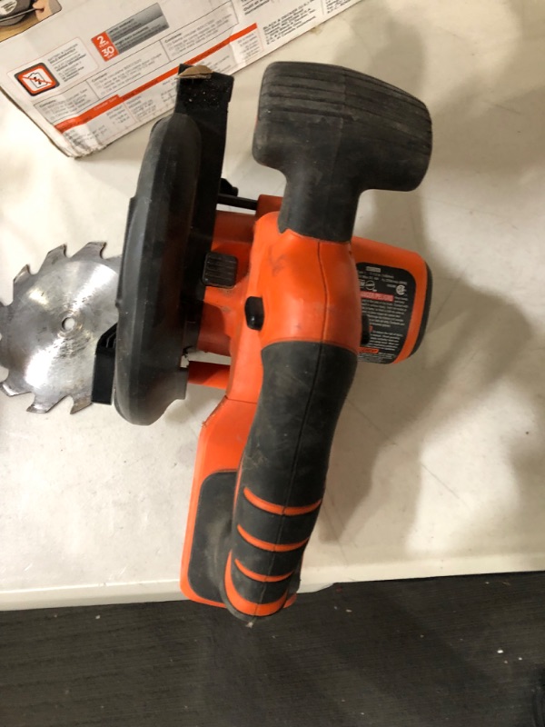 Photo 2 of ***USED***SEE NOTES* BLACK+DECKER 20V MAX* POWERCONNECT 5-1/2 in. Cordless Circular Saw, Tool Only (BDCCS20B) Circular Saw Only